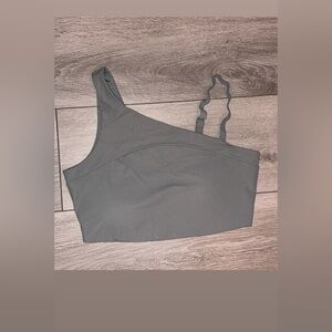 Size Large Women’s Sports Bra Gray Ribbed Material Adj Strap Removable Pads